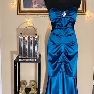 Jump Apparel by Wendy Chastain Teal ruched evening